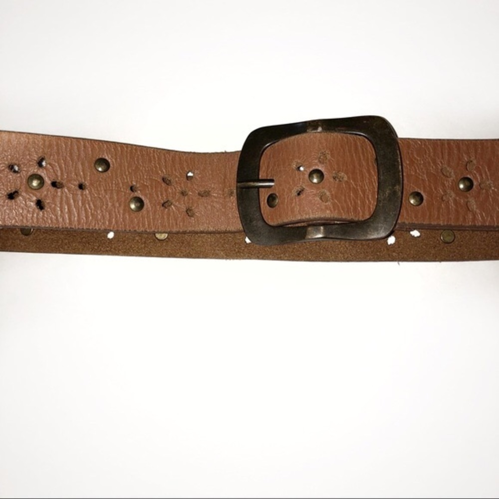 Old Navy Leather Belt with Floral Cutout Detail, M - Picture 2 of 5